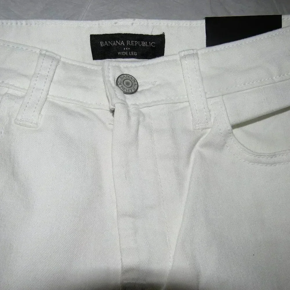 NWT BANANA REPUBLIC Wide Leg White Jeans Size 6P